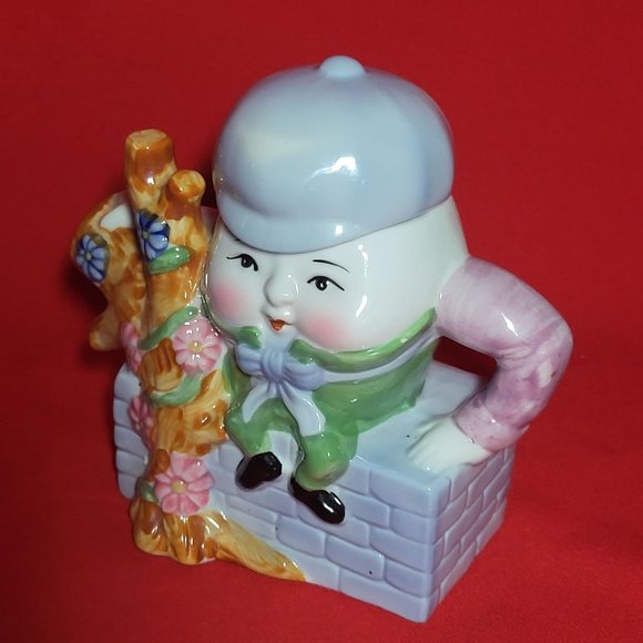 Vintage Feitx Humpty Dumpty Sitting On  Wall Decorative Porcelain Teapot - Picture 16 of 16